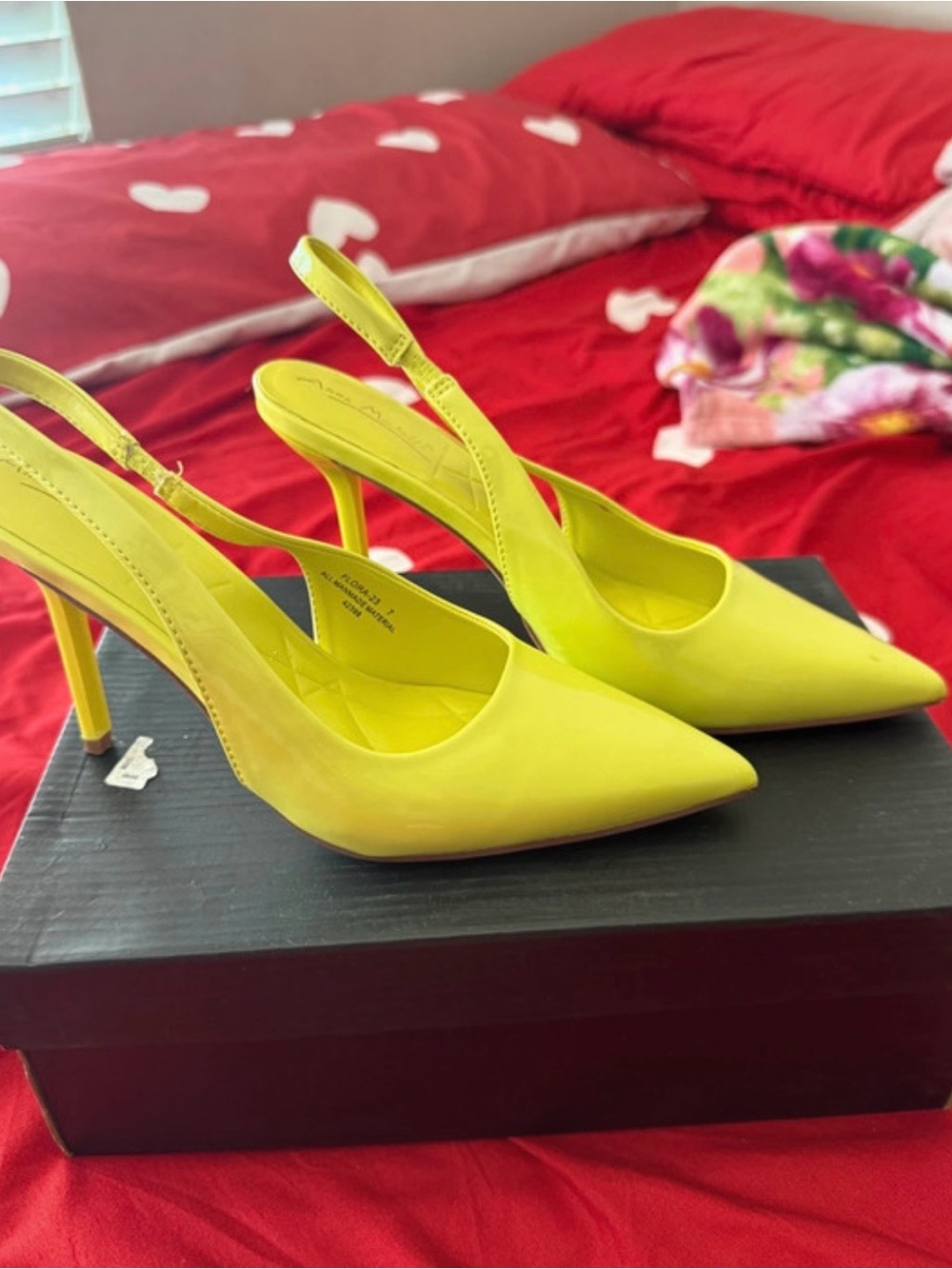 Fashion Nova Neon Yellow Slingback Pointed Heels